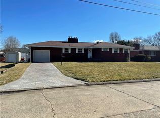 3802 7th Ave, Vienna, WV 26105