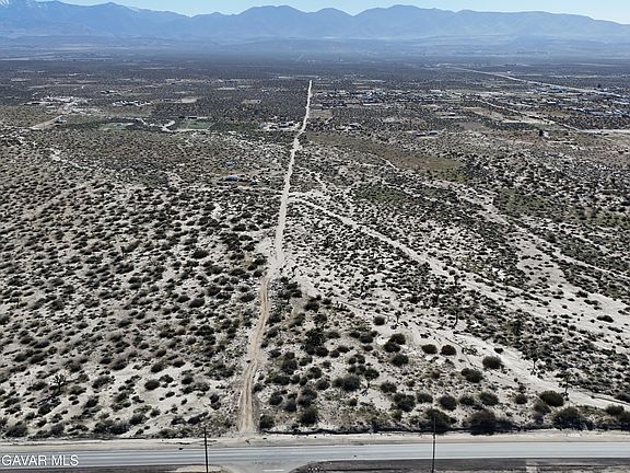 4th image of E Avenue R