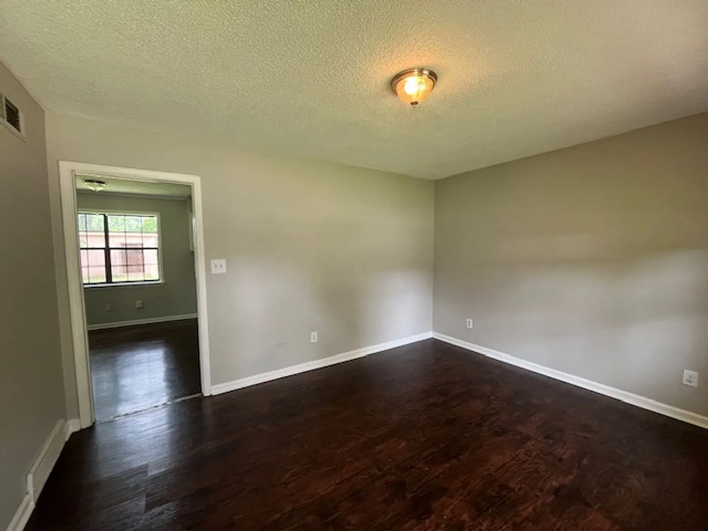 Renovated 3 Bedroom 1 Bath Home for Rent!! — Photo 3