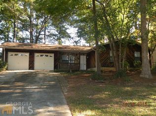 3164 Glen Hollow Dr, Rex, GA