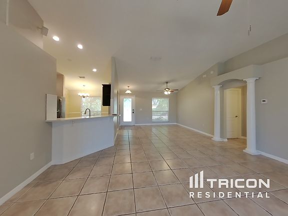3rd image of 1427 Brayton Cir