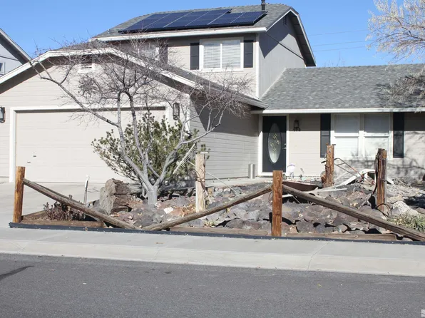 145 Desert Springs Ln, Fernley, NV 89408
