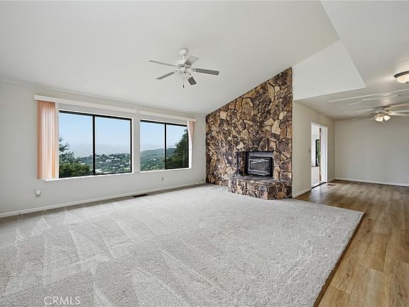 4th image of 17312 Greenridge Rd