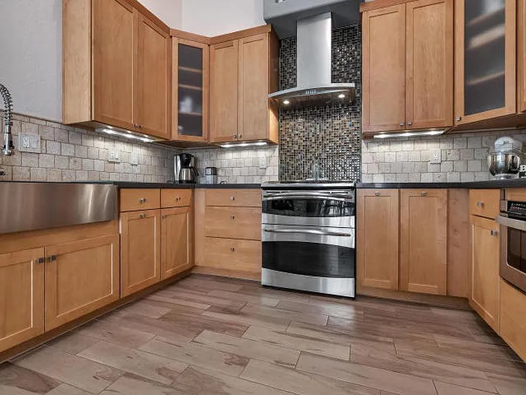 1875 E Oasis Dr — Photo 11