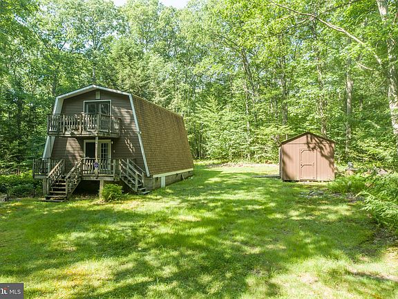 3rd image of 59 Hemlock Dr
