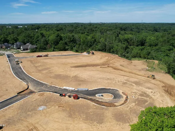 13702 Jameson Way, Louisville, KY 40299