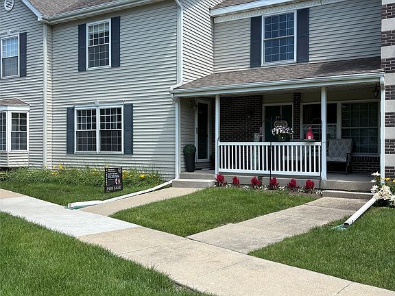 2nd image of 344 NW Georgetown Blvd