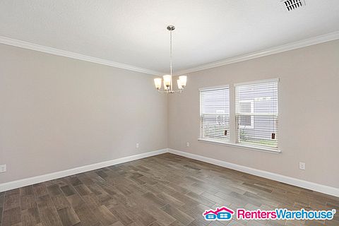 3rd image of 68 Silver Creek Pl