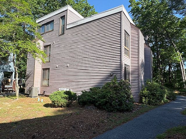2nd image of 438 Ocean Pkwy Unit 22