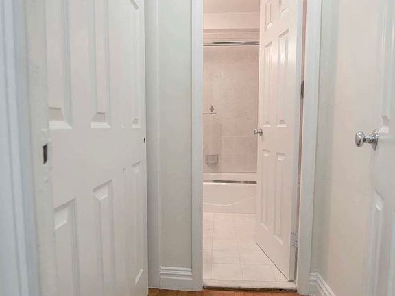 3rd image of 330 W 45th St APT 6C