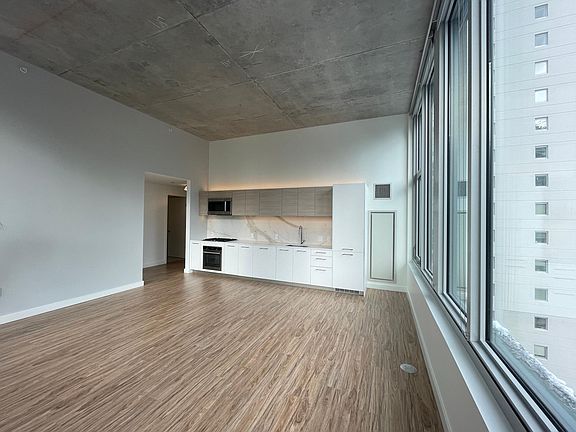 2nd image of 641 W Lake St Suite 500