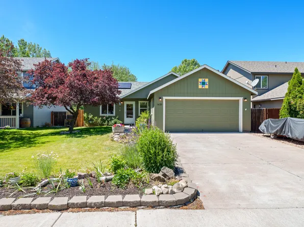 1425 SW 31st St, Redmond, OR 97756