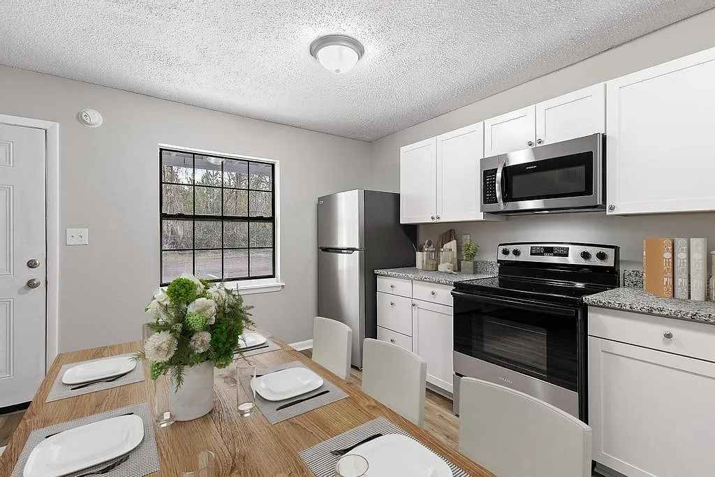 1 bed, 520 sqft, $1,090 — Photo 3