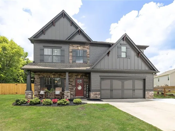 13 Mulberry Way, Cartersville, GA 30120