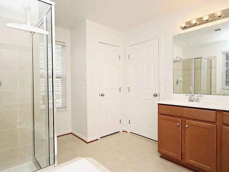 1557 Montessori Ter — Photo 16