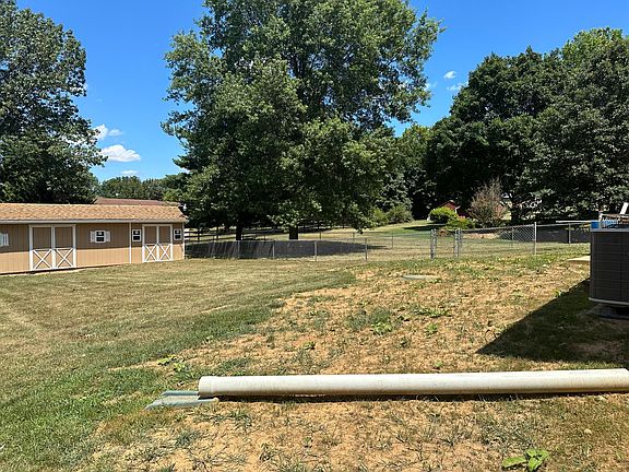 2nd image of 17706 Daisy Dr