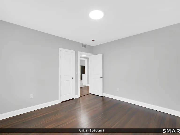 144 Madison St #3 — Photo 10