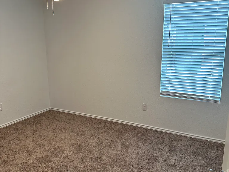 2437 Broken Arrow — Photo 27