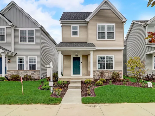 706 Station Blvd, Elburn, IL 60119
