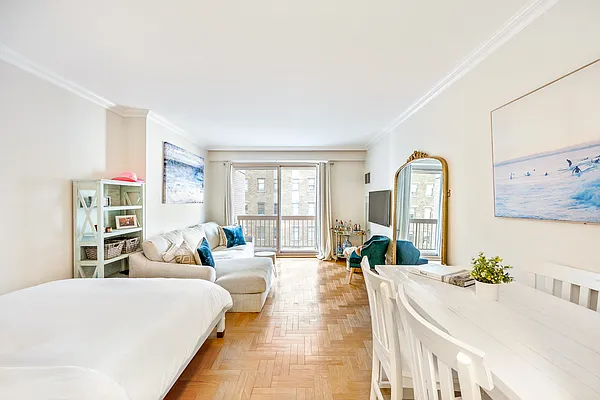 Rented by Compass | media 1