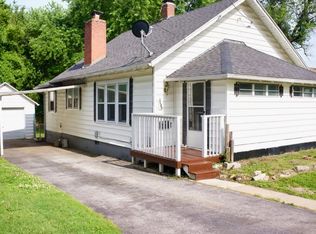 1120 S Broadway Avenue, Springfield, MO 65807