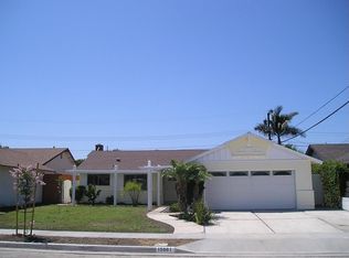 15881 Standish Ln, Huntington Beach, CA 92647