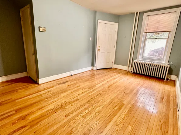 3650 Midvale Ave #1, Philadelphia, PA 19129