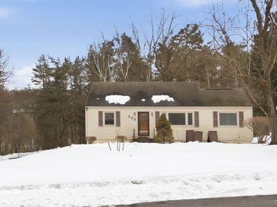 205 Broadmoor Dr, Camillus, NY, 13031