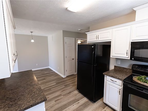 5th image of 2800 Edgemont St