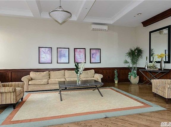 2nd image of 130 Post Ave