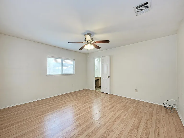 1201 Sheltie Ln — Photo 17