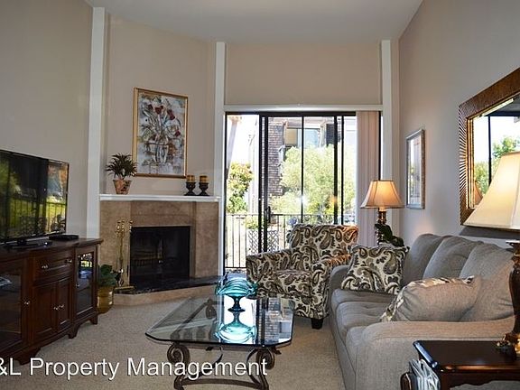 2nd image of 546 Seaver Dr