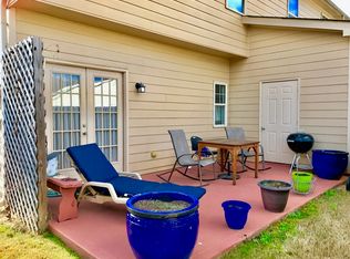 39 N Oaks Cir, Cartersville, GA 30121