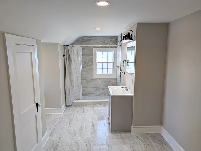 228 Glen Ave — Photo 5
