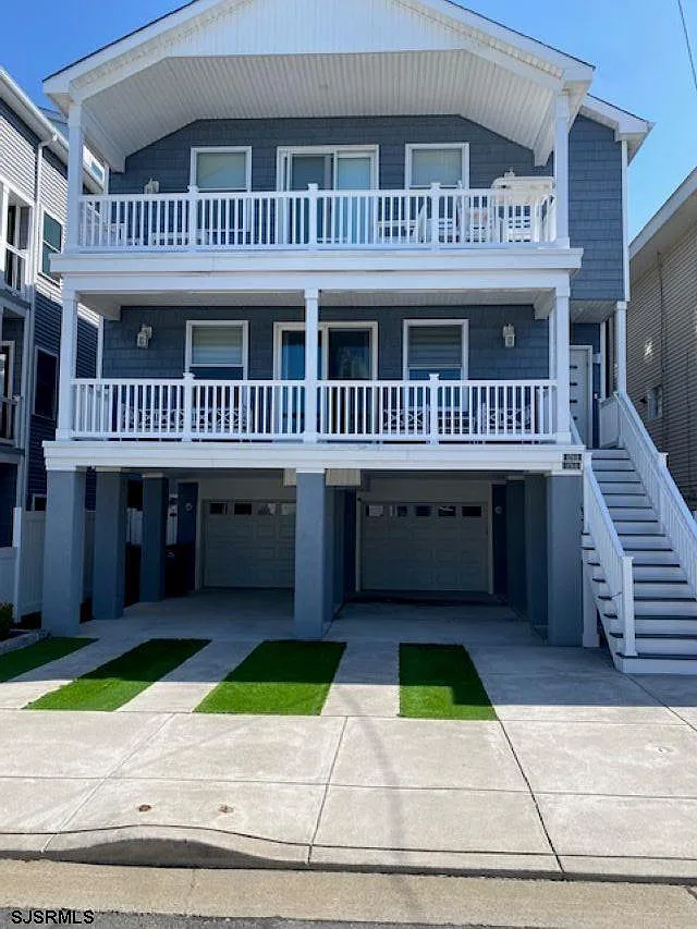 3 bed, 2.0 bath, $2,250 — Photo 1