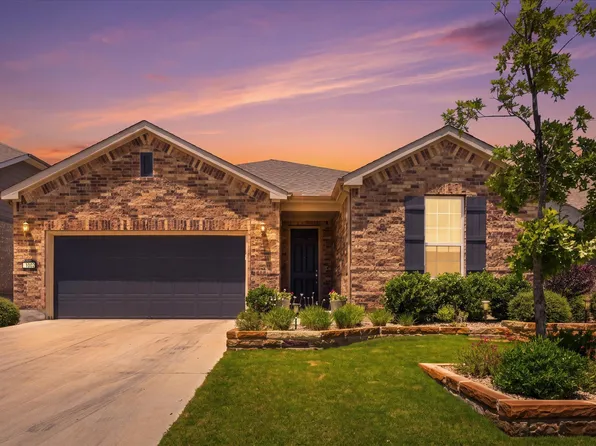 1002 Hanging Star Ln, Georgetown, TX 78633