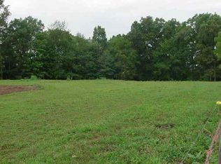 1 W River Rd N, Albion, IN 46701