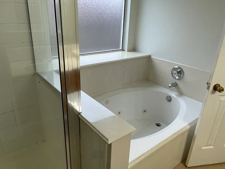 5923 Hatfield Glen Dr — Photo 18