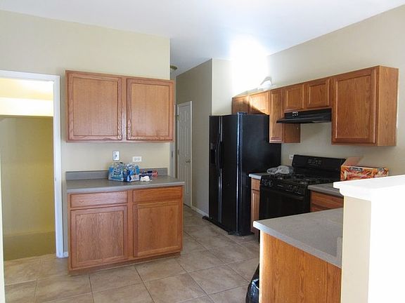 5th image of 48 Southwicke Dr #E