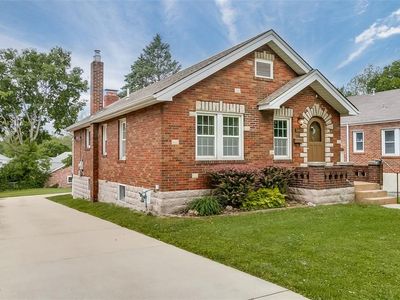 2447 Hartland Ave, Saint Louis, MO, 63114