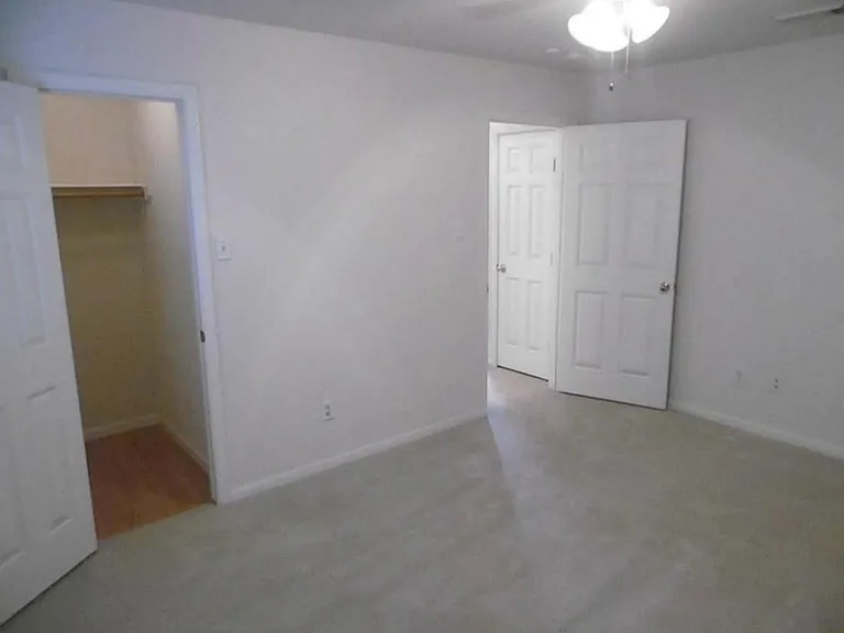 1106 Kerri Ct — Photo 13