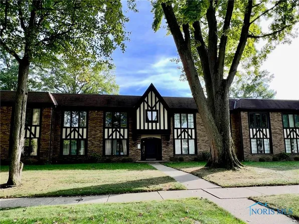 6537 Abbey Run #D-5, Sylvania, OH 43560