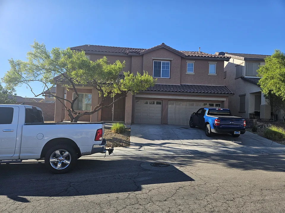 269 Honey Burst Ave