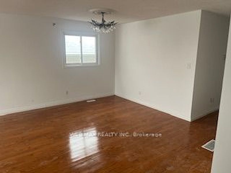 Peterborough House for rent - 5 Bedrooms — photo 5