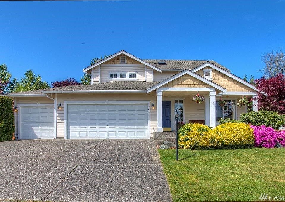 1st image of 704 122nd Avenue Ct E