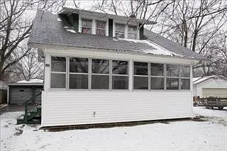329 E Michigan Ave photo 1