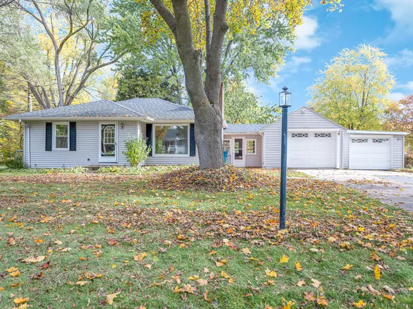 1706 Kinney Ave NW, Grand Rapids, MI 49534