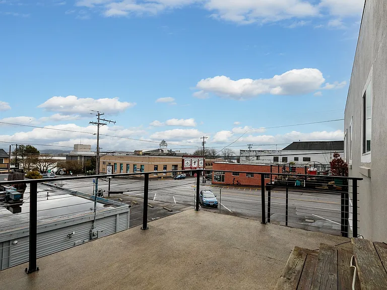 150 Saint Helens St #B — Photo 8