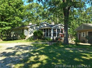 423 Oakwood Dr, Linn Creek, MO 65052
