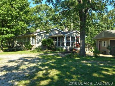 423 Oakwood Dr, Linn Creek, MO, 65052